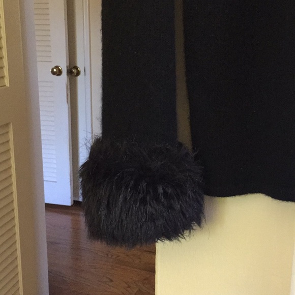 Sweater with fake fur on bottom of sleeves. - Picture 2 of 2